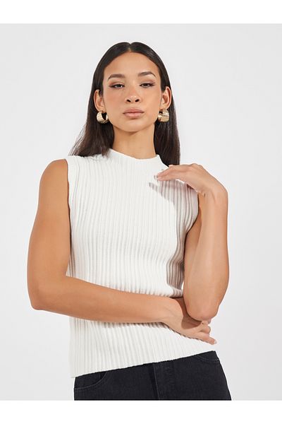 Styli Textured Flat Knit Top