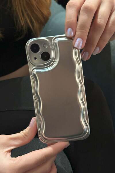 Paladyum Case İphone 14 Plus Uyumlu Zigzaglı Dalgalı Gümüş Puf Kılıf