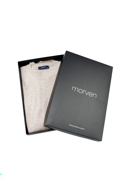 Morven Πλεκτό πουλόβερ σε μπεζ Basic Dynamic Fit Relaxed Cut Crew Neck με ΚΟΥΤΙ ΔΩρου