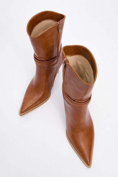 LuviShoes Γυναικείες μπότες με τακούνι BERTON Tan Skin με φερμουάρ