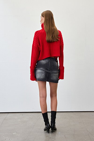 VATKALI Buttoned Sleeve and Shaped Knitted Sweater