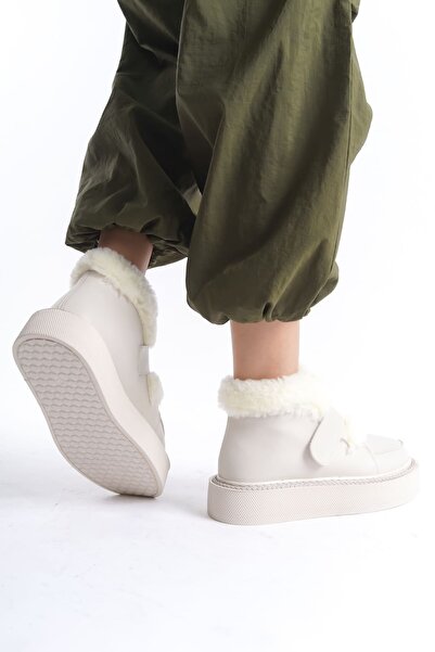 TRENDELLA Women's Beige Boots