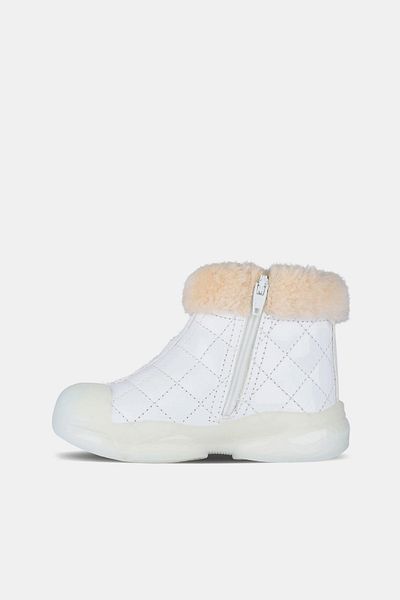 Vicco Girl's First Step Luminous Boots (Wide Fit to Get Full Number)