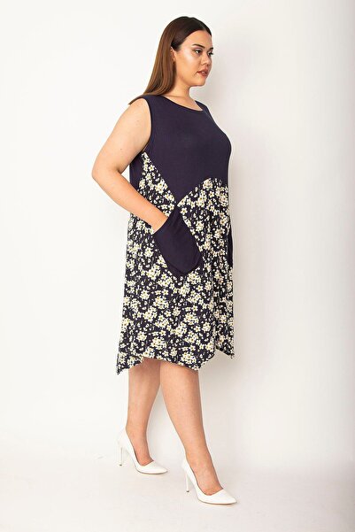 Şans Жіноче комбіноване плаття з віскози з квітковим візерунком великого розміру темно-синього кольору 65n26971