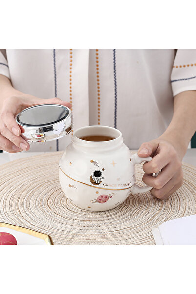 Livava Astronaut Porcelain Mug with Mirror Lid, White, 15X11