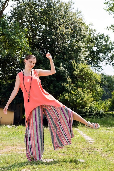 Gils Butik Yırtmaçlı Çizgili Pembe Pantolon