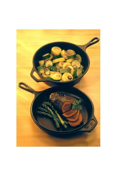 Lodge Seasoned Even Heating Cast Iron Combo Cooker 3 Liter
