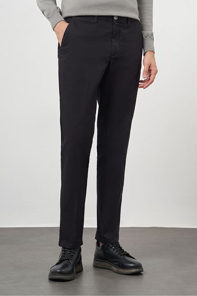 Morven Men's Black Dynamic Fit Chino Pants