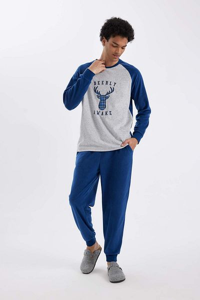DeFacto Regular Fit Printed Fleece Pajamas Set - Long Sleeve Top and Bottom 3124553