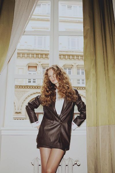 DeFacto Sorbe X Oversize Wide Fit Jacket Revers Kunstleder Knopf Blazer Jacke D9714ax24au