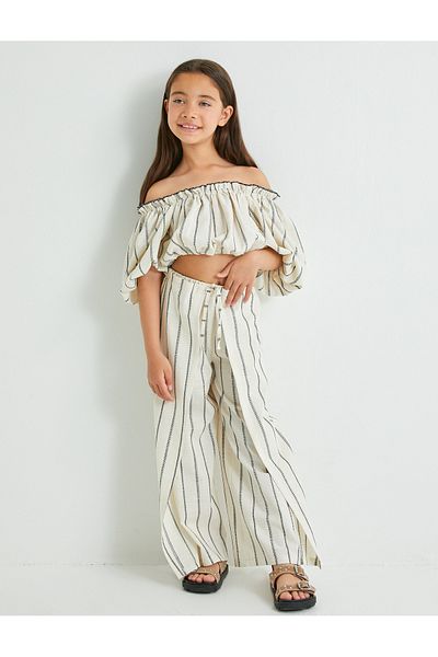 Koton Kurze Bluse aus Baumwolle – Ballonärmel und Rüschendetail