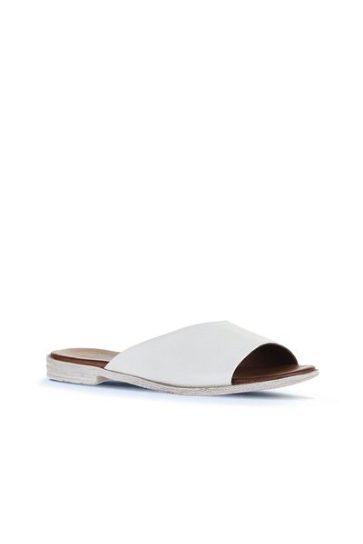 Bueno Shoes Λευκές Δερμάτινες Γυναικείες Παντόφλες Flat 01wa3010