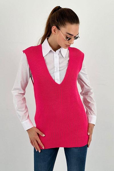 Miss Poem Women's V-Neck Sleeveless Strappy Hijab Winter Fuchsia Knitwear Sweater