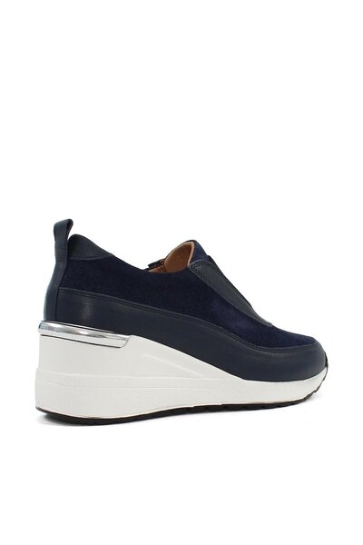Celal Gültekin Kadın Lacivert Dolgu Topuklu Süet Deri Sneaker