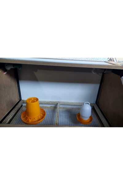 Harikalar Diyarı Çiftlik Modern Civciv Büyütme Kafesi Kapalı Model - Otomatik Isıtmalı Civciv Kafesi - 75*50*50 ölçülerinde