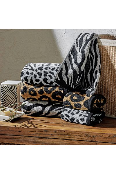 Mudo Home Benedict Beige Leopard Patterned Face Towel - 50x80