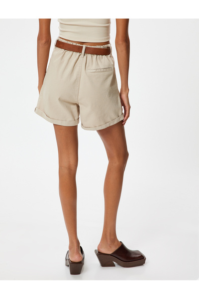 Koton Mini Şort Yüksek Bel Kemerli Cep Detaylı Pamuklu Rahat Kesim