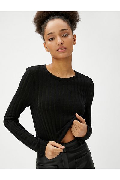 Koton Tricou cu mânecă lungă, slim fit, cu decolteu triplu, ajurat