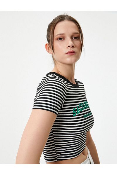 Koton Printed Crop T-Shirt Short Sleeve Crew Neck Slim Fit Ribbed