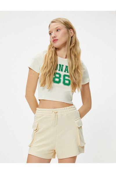 Koton Cargo Shorts with Pockets, Elastic Waist and Stopper Comfortable Fit Cotton