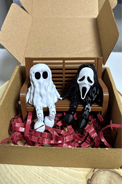 dedektifia Scream ve Hayalet Figürleri