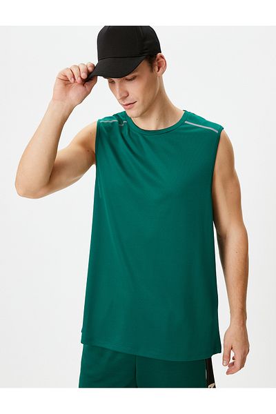 Koton Sportler-Tanktop mit Rundhalsausschnitt und Streifendetail, ärmellos