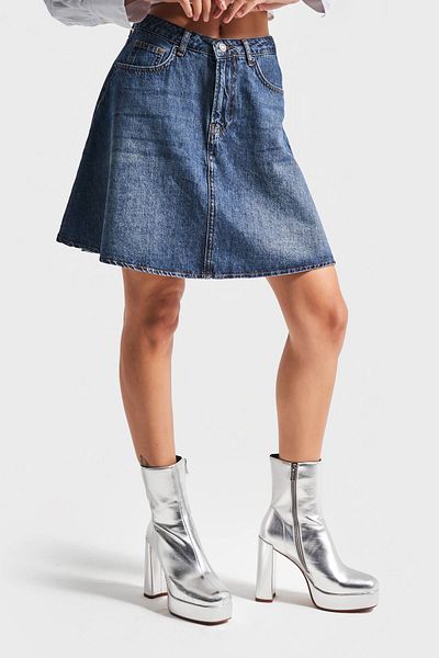 its basic Women's T. Jeans Color 2W48 Flounce Medium Length Denim Skirt