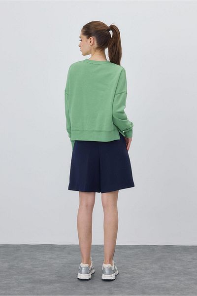 TUBİA Women's V Detailed Green Short Sweatshirt with Effect