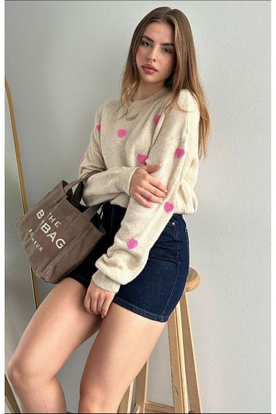 fujya Women's Crew Neck Heart Embroidery Oversize Stone Knitwear Sweater