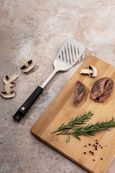 Emsan Pro Tools Slotted Spatula