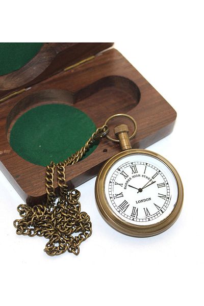 Vivesta Shop Brass Chain Clock with Wooden Box