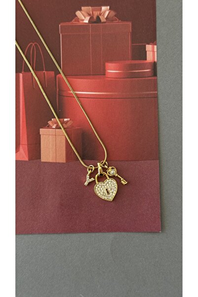 jewine studio Kişiye Özel  Harf Seçeneği ile Zirkon Kalpli ve Anahtarlı Şık Ç...