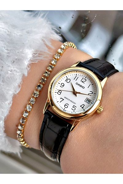 Casio Stylish Design Women's Wrist Watch with Black Color Leather Strap + Bracelet Gift