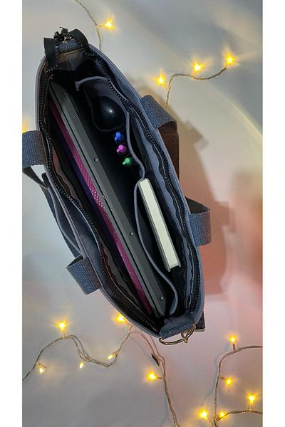 VAGO COLLECTION CANVAS LAPTOP SIZE ZIPPERED BAG