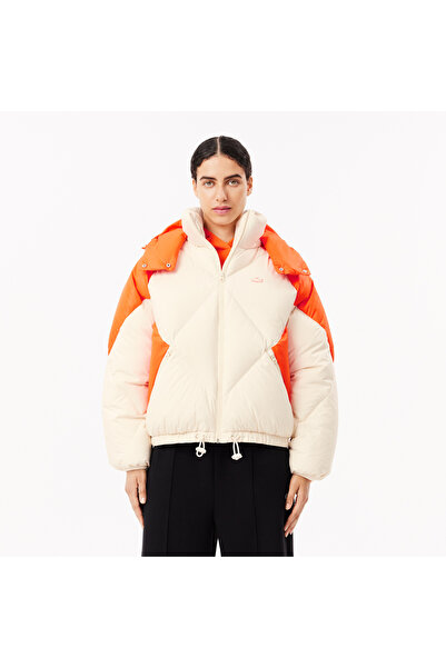 Lacoste Kadın Oversize Fit Kapüşonlu Renk Bloklu Krem Şişme Mont