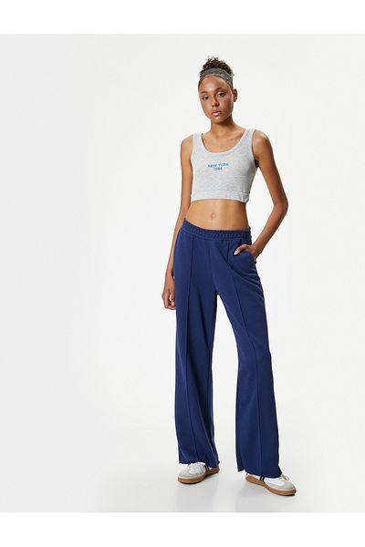 Koton U Collar Slim Fit Sports Bra - Slogan Embroidered