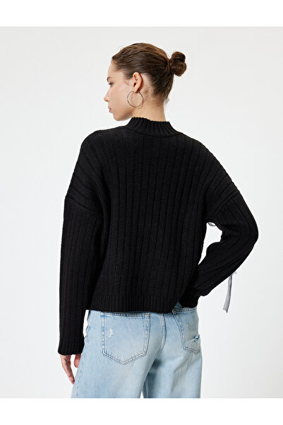 Koton Pulover cu mânecă lungă cu guler în picioare - Motiv din tricot cu panglică