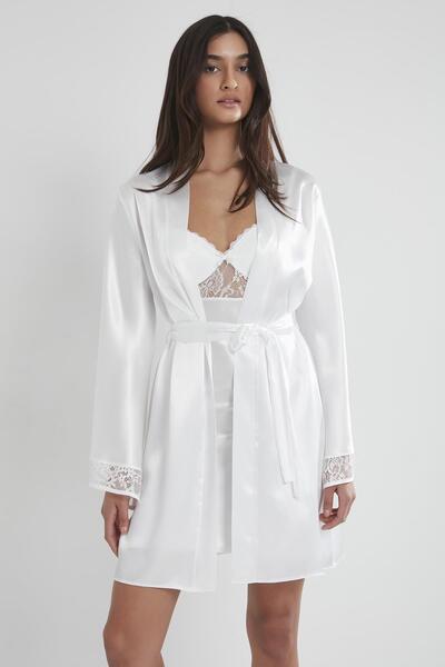 Pierre Cardin Set cămașă de noapte și halat din dantelă satinată pentru femei...