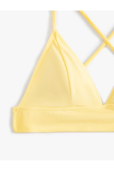Koton Basic Triangel-Bikinioberteil – überkreuzte Schnürung auf der Rückseite