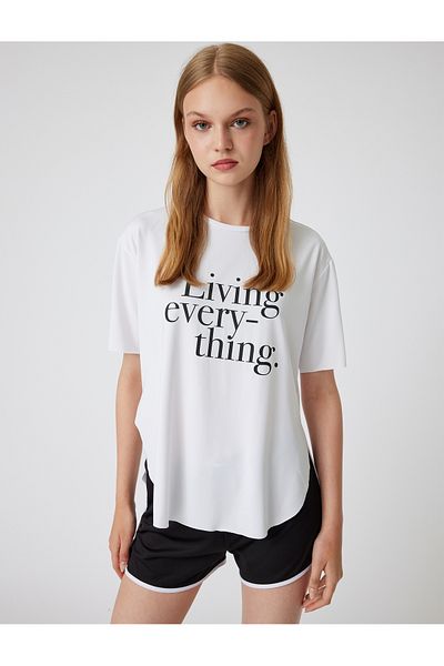 Koton Tricou sport supradimensionat cu fantă cu decolteu - imprimat cu slogan