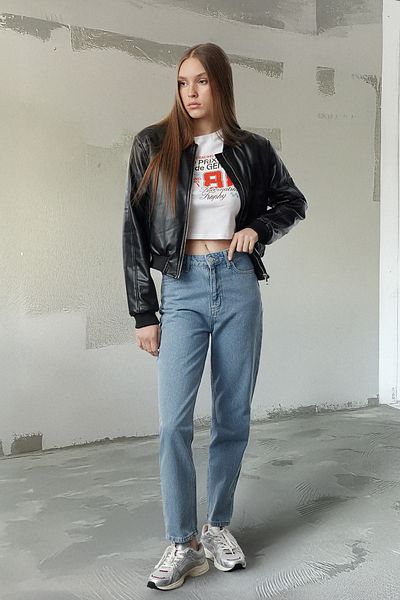 Trendyol Collection Blaue High-Bel-Mom-Jeans TWOSS20JE0108