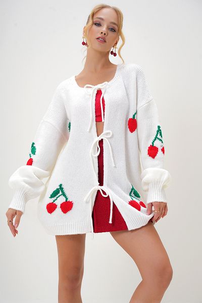 Trend Alaçatı Stili Women's Ecru Square Collar Front Tie Cherry Embroidered Knitwear Cardigan Alc-X13112