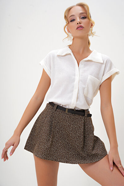 Trend Alaçatı Stili Dámská krémová texturovaná košile s dvojitým krátkým rukávem Alc-X8724