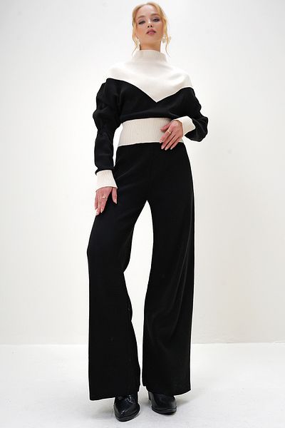 Trend Alaçatı Stili Black Color Blocked Women's Sweater and Palazzo Pants Set - Half Turtleneck Alc-X13011