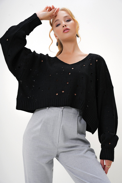 Trend Alaçatı Stili Women's Black V-Neck Hole Openwork Crop Sweater Alc-X13116