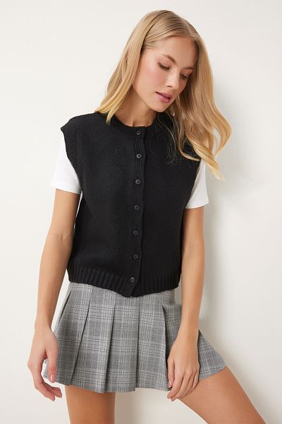 Happiness İstanbul Women's Black Crew Neck Buttoned Knitwear Vest Us00947