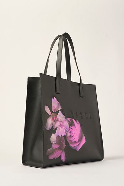 Ted Baker Černá ikonická velká taška s květinovým vzorem 240625
