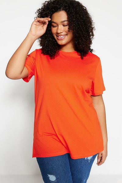 Trendyol Curve Crew Neck Red Boyfriend T-Shirt - 100% Cotton, Slit TBBSS22BF0031