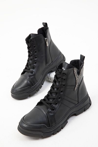 SOHO Dámské černé kozačky – model Bootie z roku 19915