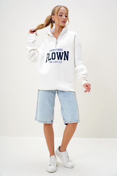 Trend Alaçatı Stili Women's Ecru Half Turtleneck Front Zippered and Printed Ribbed Inside Sweatshirt Alc-X13088